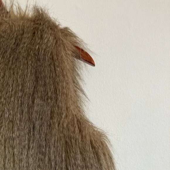 Black Swan Frost Flurry Of Fun Faux Fur Penny Lane Vest Size Small - Picture 2 of 11